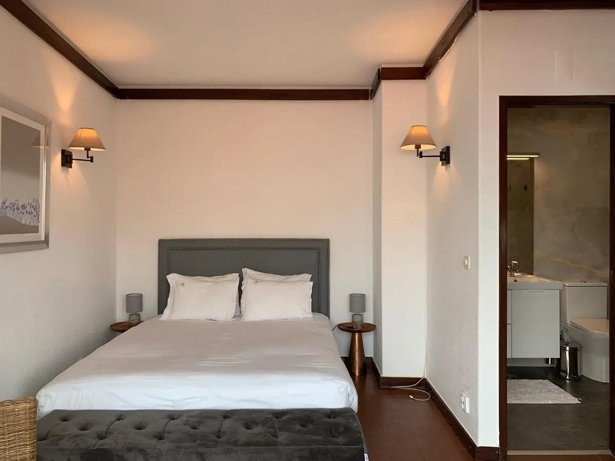Charming Old Town Apartment Cascais