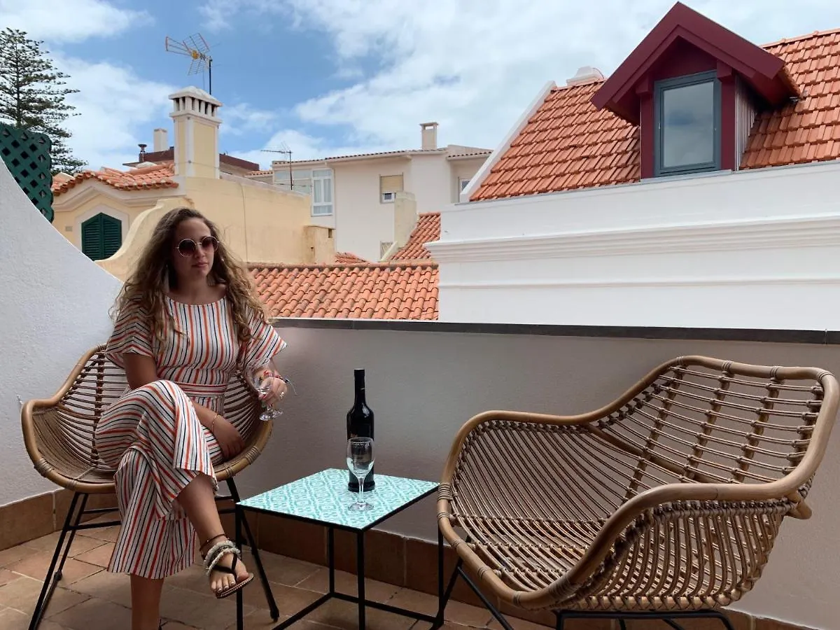 Charming Old Town Apartment Cascais
