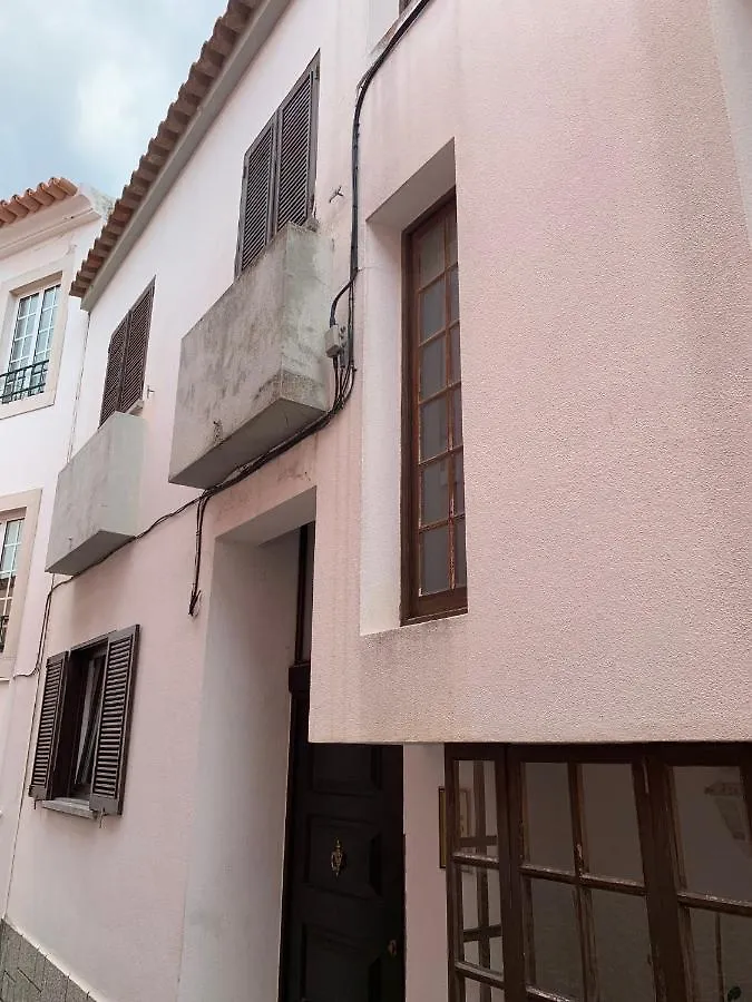 Charming Old Town Apartment Cascais