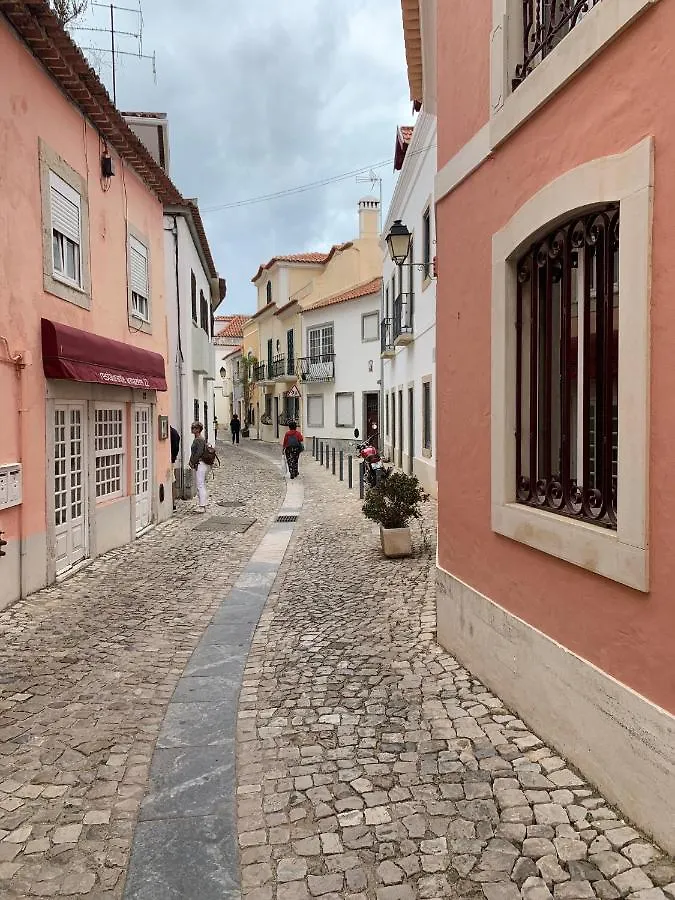 Charming Old Town Apartment Cascais